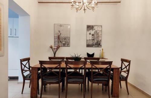 Feria Apartment | Casa Farándula