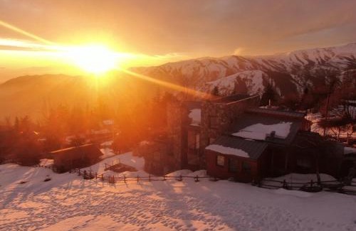 Farellones Ski Chalet | Casa Farellones Lower Apartment