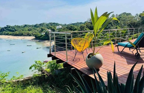 Isla Saboga Villa | Casa Faro