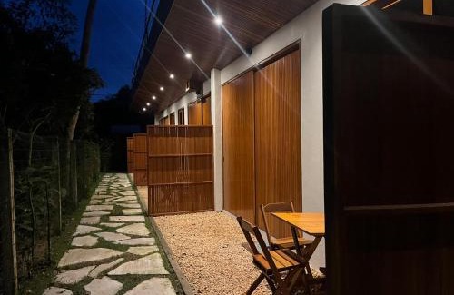 Itamambuca House | Casa Fiji - Suites Luxo - Praia de Itamambuca - Ao lado da praia