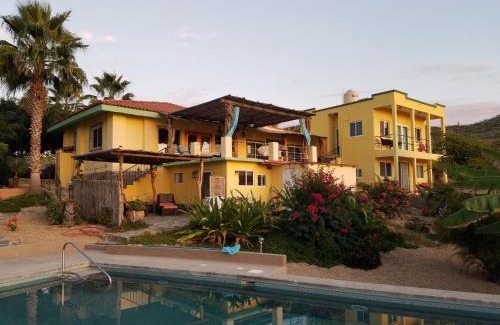 Todos Santos House | Casa Flores Casitas