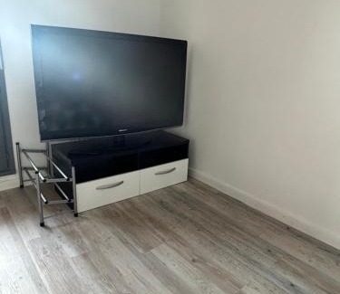 Montceau-les-Mines Apartment | Casa