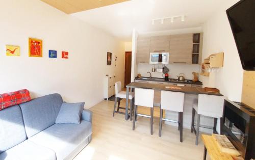 Mazzin Apartment | Casa Franz in Val di Fassa by Zoom In Earth