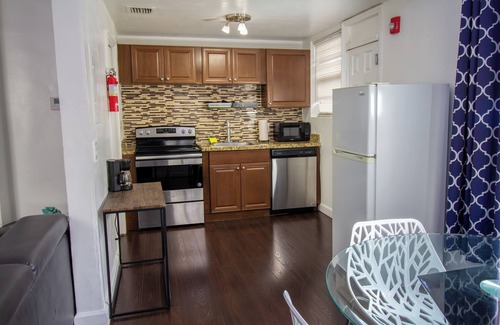 Flamingo/Lummus Apartment | Casa Gaby Apartments Part of the Oasis Casita Collection