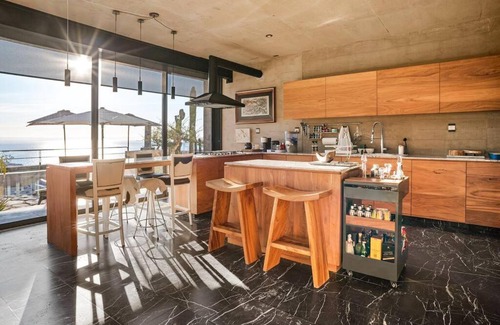 La Paz House | Casa Galería Blackaller