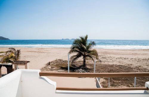 Ixtapa - Zihuatanejo House | Casa GARAL - Playa Blanca