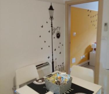 Casalecchio di Reno Apartment | Casa Gardel