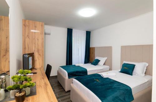 Petrovija House | Casa Garibaldi - Rooms with private bathrooms