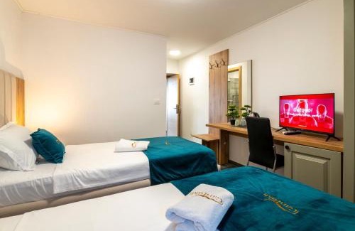 Petrovija House | Casa Garibaldi - Rooms with private bathrooms