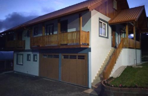 Canela House | Casa Geminada em Canela-RS