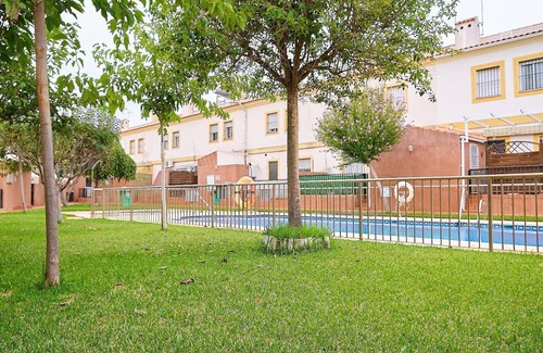 Fuente de Piedra Ski Chalet | CASA GRACIA. NEXT TO THE NATURAL RESERVE OF FUENTE DE PIEDRA, CENTRO DE ANDALUCÍA