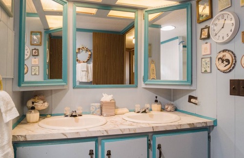Hollister House | Casa Grammy