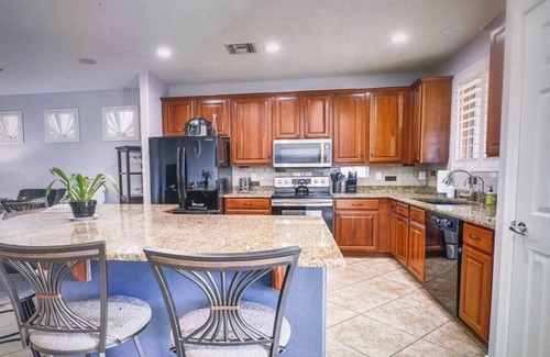 Villago Apartment | Casa Grande Retreat – Heated Pool & Fire Pit