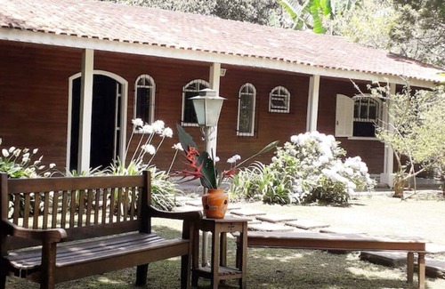 Cotia House | Casa Granja Viana with swimming pool/ WiFi gourmet space