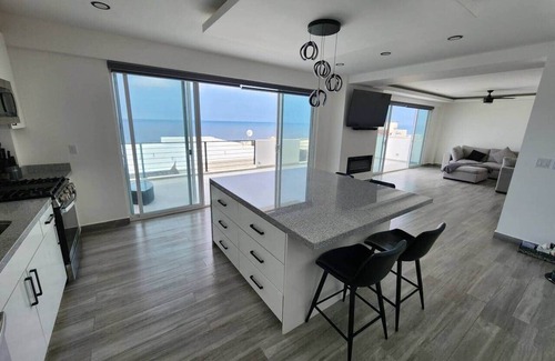 La Fonda House | Casa Gris Baja California