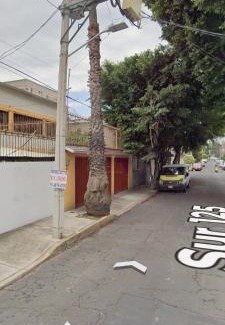 Coyoacan House | Casa gris