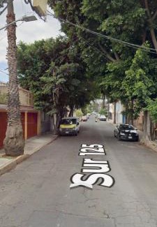 Coyoacan House | Casa gris