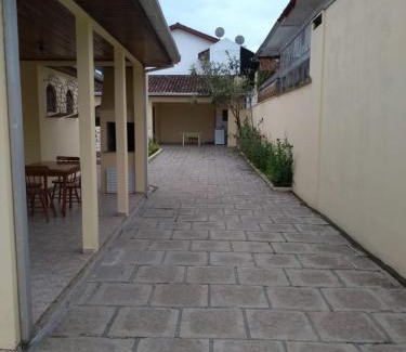 Guaratuba House | Casa Guaratuba espaçosa e confortável
