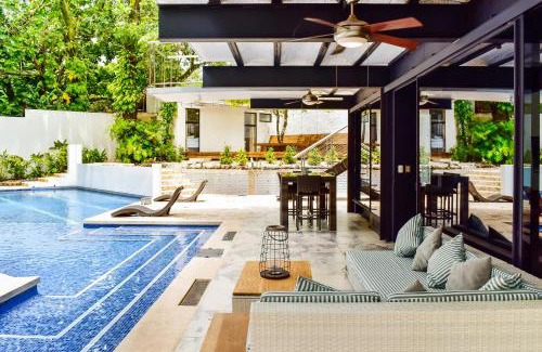 Puerto Carrillo House | Casa Guarumo Carrillo