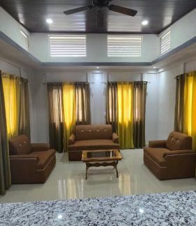 Puerto Jimenez House | Casa Hellen