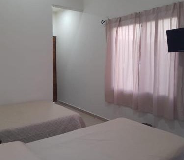 Crucecita Hotel | Casa Herrera