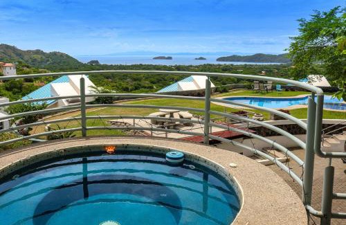 Coco House | Casa Hola