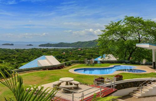 Coco House | Casa Hola