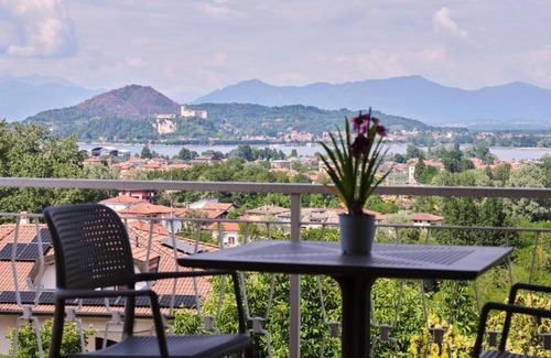 Arona Apartment | Casa Ierardi - Appartamento Arona Bellavista