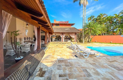 Jardim Acapulco House | Casa Iluminada - um Sol Abundante Invade a Casa nos Dias Ensolarados