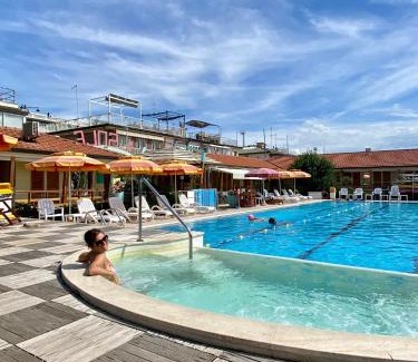 Viareggio Apartment | casa Il Sole