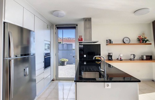 Arco da Calheta House | Casa Inês by LovelyStay