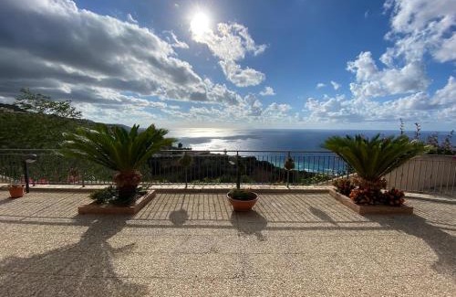 Marina di Zambrone House | Casa indipendente con vista mare