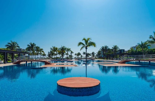 Puerto Juarez Condo | Casa Iris 2 Bedroom Condo by Redawning