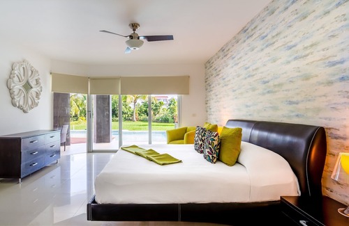 Puerto Juarez Condo | Casa Iris 2 Bedroom Condo by Redawning