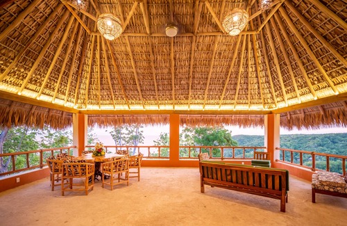 Arroyo Cruz House | Casa Isa, La Boquilla with the comforts of home