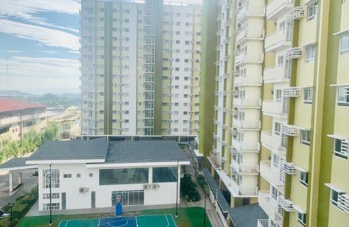 Cagayan de Oro Apartment | Casa Ison at MesaVerte Residences - Condo at CDO city center with free use of swimming pool