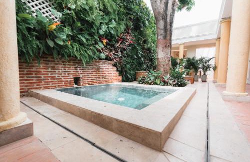 Cartagena Walled City Hotel | Casa Jaguar Hotel Boutique