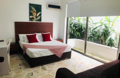Ciudad Jardin Bed & Breakfast | Casa Jardin del Lago