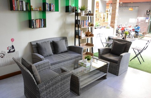 Patong Hotel | Casa Jip Guesthouse