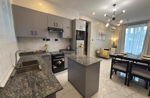 Ubungo Apartment | Casa JV Poolhouse