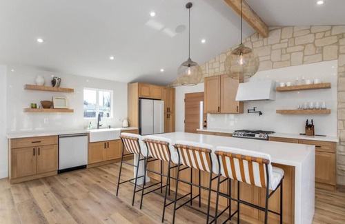 West Hills Villa | Casa Kabessa Cali