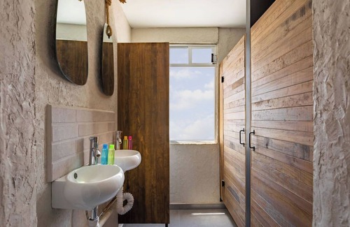 Colonia Cuauhtemoc Hotel | Casa Kanabri, Boutique Hostel in CDMX