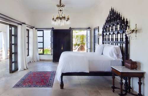 Downtown Puerto Vallarta Hotel | Casa Kimberly - Near Malecon