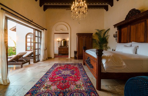 Downtown Puerto Vallarta Hotel | Casa Kimberly - Near Malecon