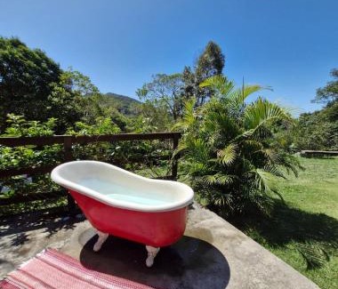 Florianopolis House | Casa Lúcia Ribeirão · Cabana rústica I Fogo de Chão | Acesso a cachoeira