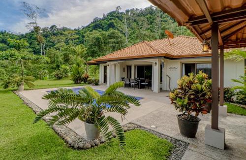 Cascada Azul House | Casa La Cascada