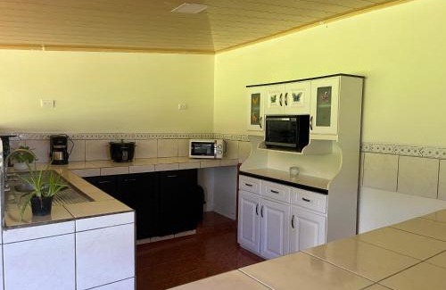 Penas Blancas House | Casa La Finca Private Pool/AC WiFi 300Mbps