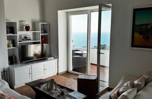 Tiberio House | Casa La Gioia Capri
