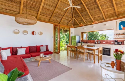 Mal Pais Villa | Casa ‘La Javanaise’ Malpais, Santa Teresa