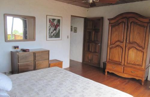Puerto Carrillo Villa | Casa La Paila - Amazing ocean & mountain views! Staff included!